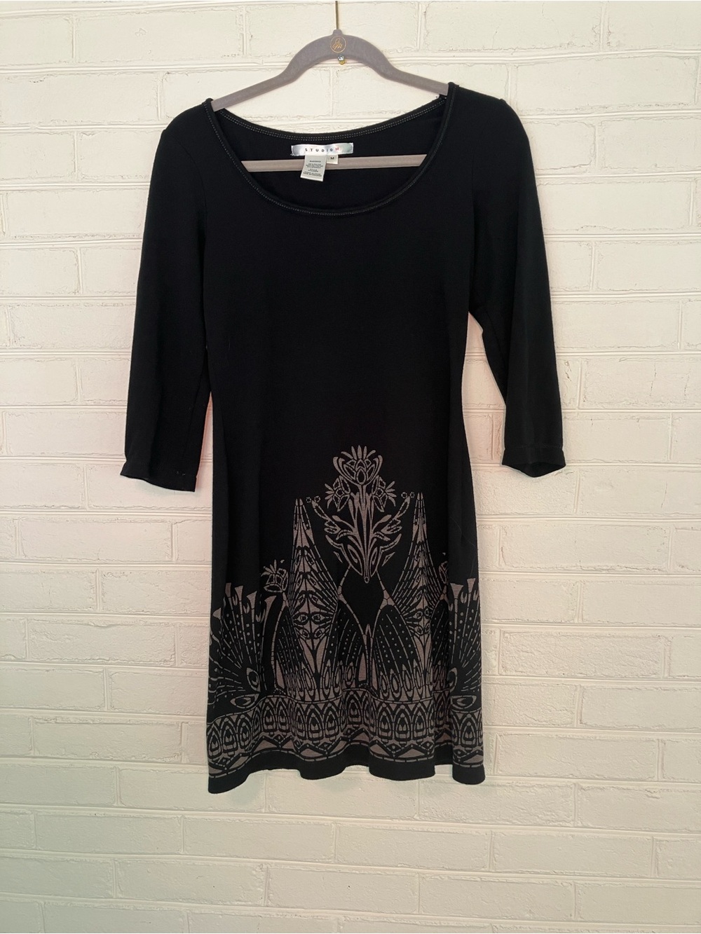Studio M Black Scoop Neck Long Sleeve Dress with Hem Print medium